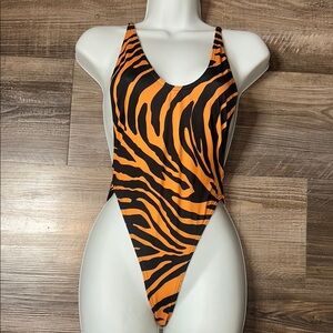 Nasty Gal Orange Black One Piece Swimsuit High-Cut Scoop Neck